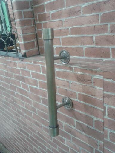 Brass door handle code AC037DP size long 300 mm. wide 30 mm. Brass door handle code AC037DP size long 300 mm. wide 30 mm.