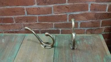 Brass Hook Item U.023 size long 85 mm. wide 24 mm. Brass Hook Item U.023 size long 85 mm. wide 24 mm.